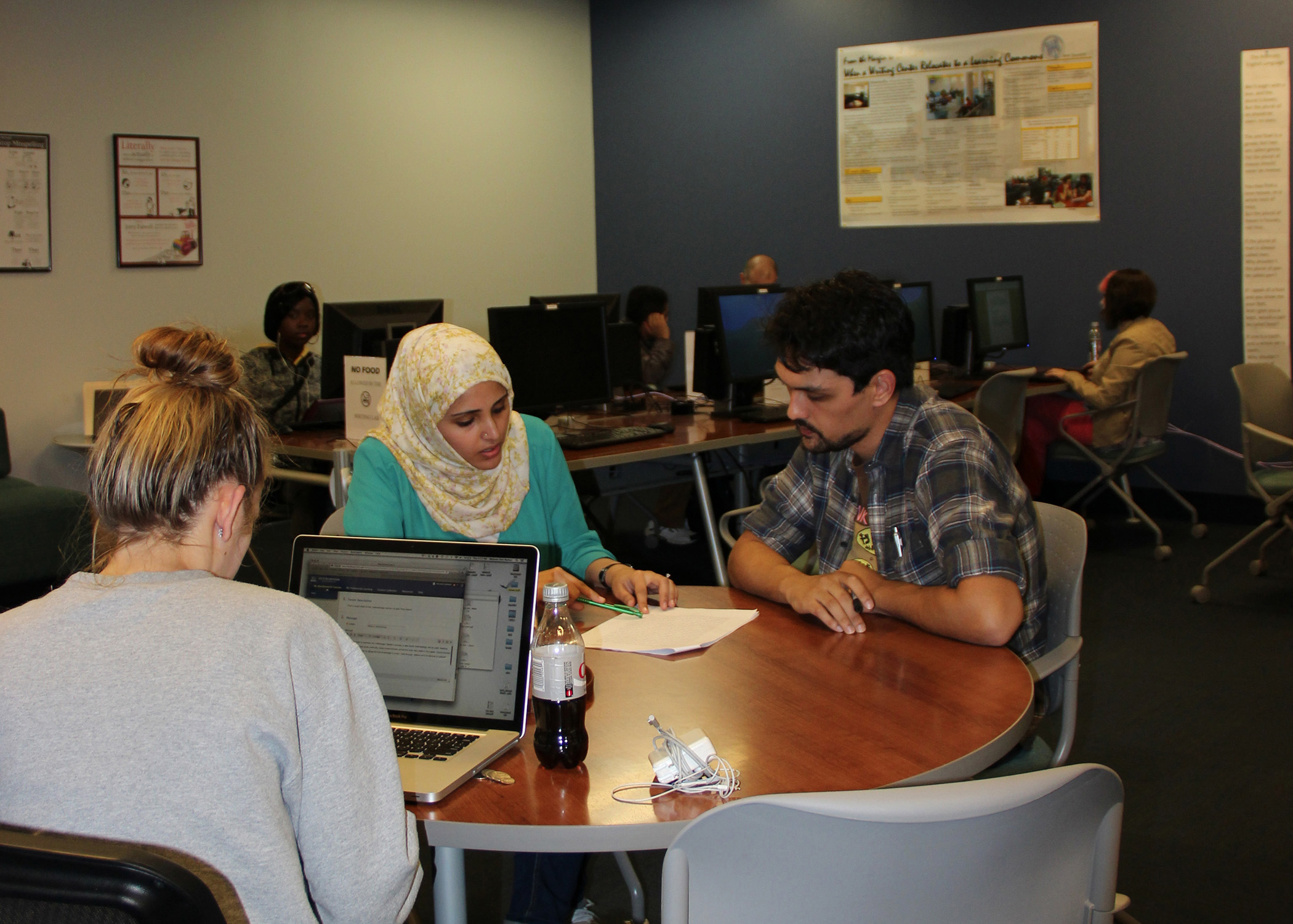 Students working in the Writing Center.