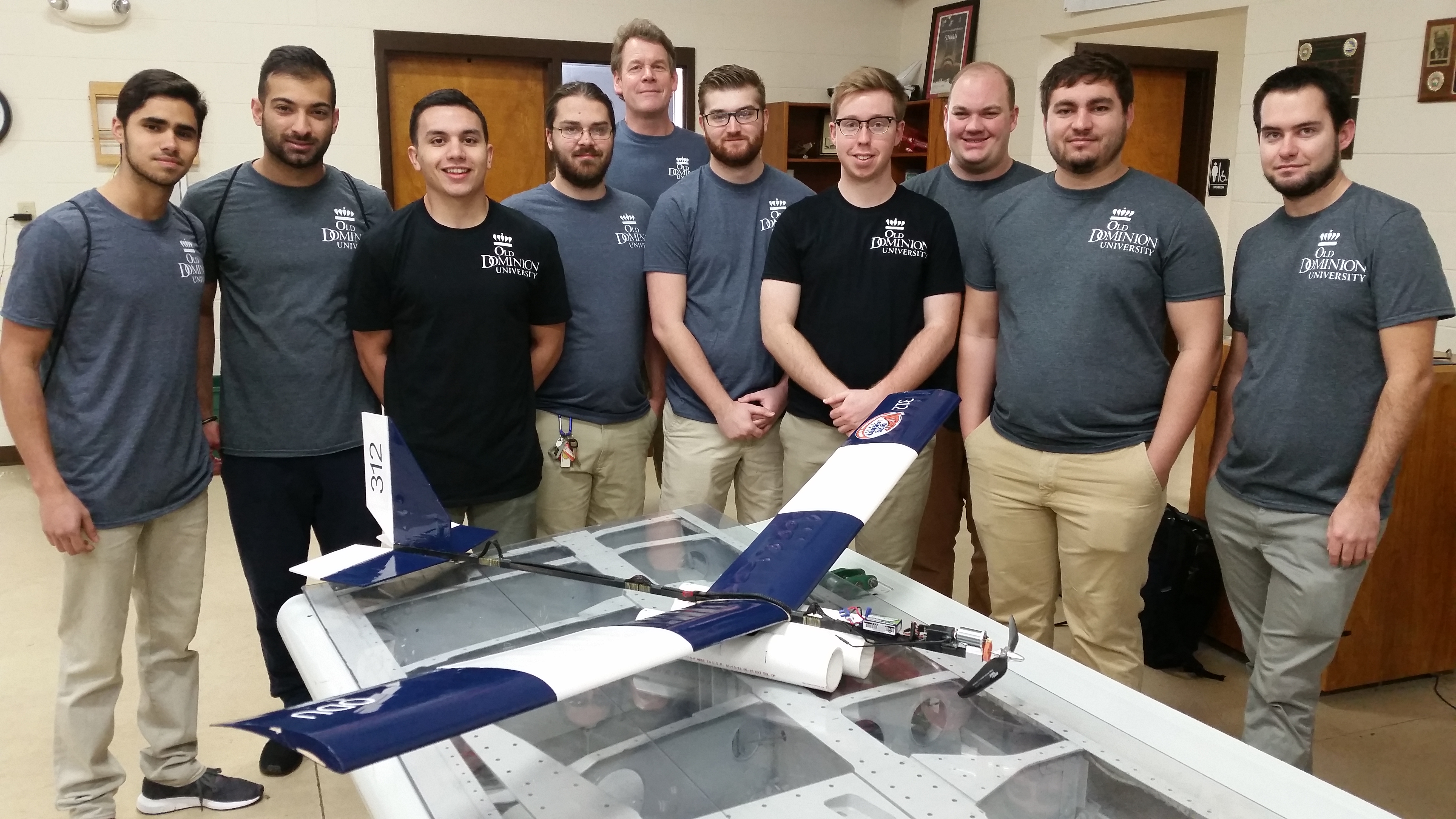 Photo of the Mechanical and Aerospace Engineering team