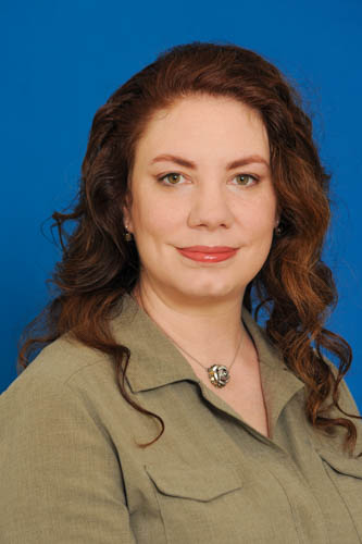 Dr. Christina Steel