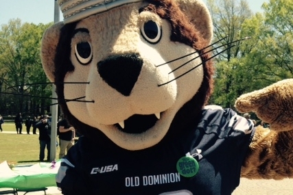 Big Blue Rocking the Dot