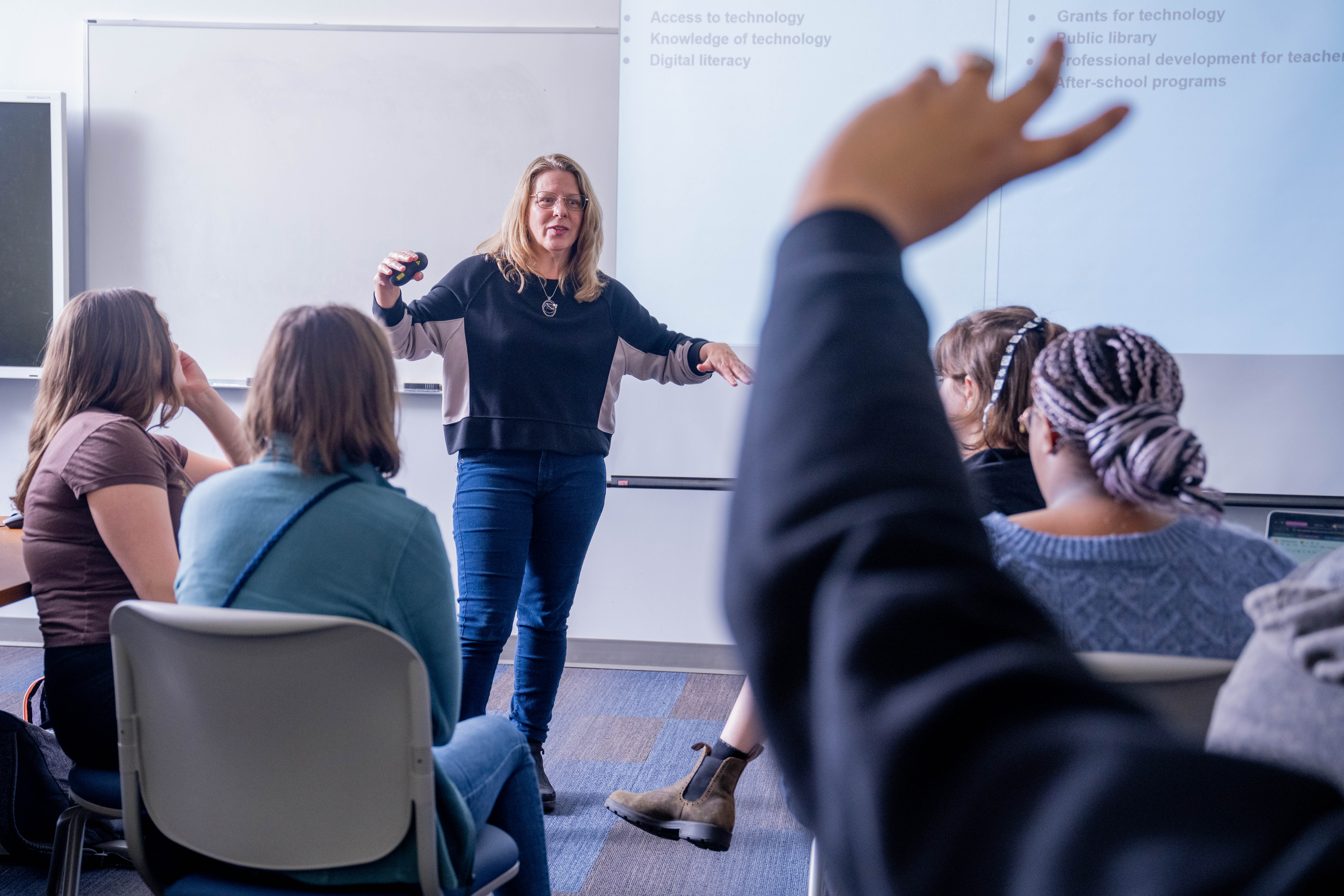 Image of Professor Jennifer Kidd teaching her class in education.
