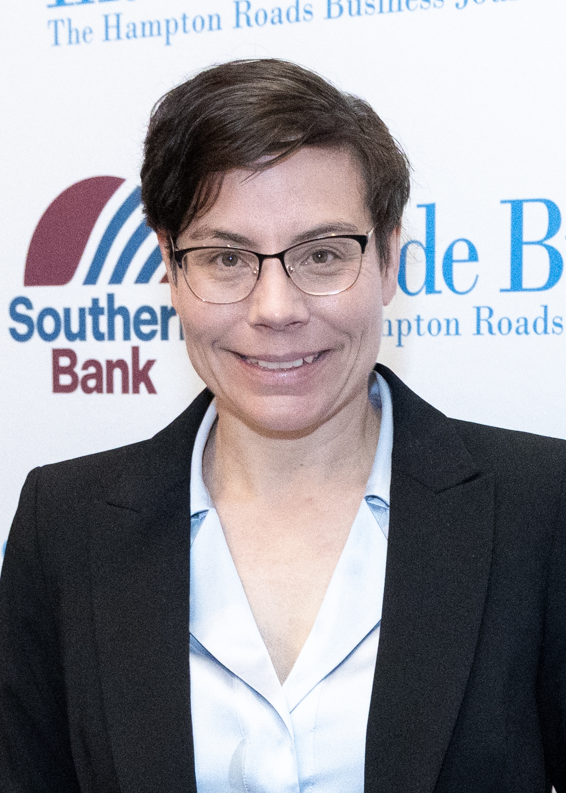 Headshot of Dr. Petra Lynch