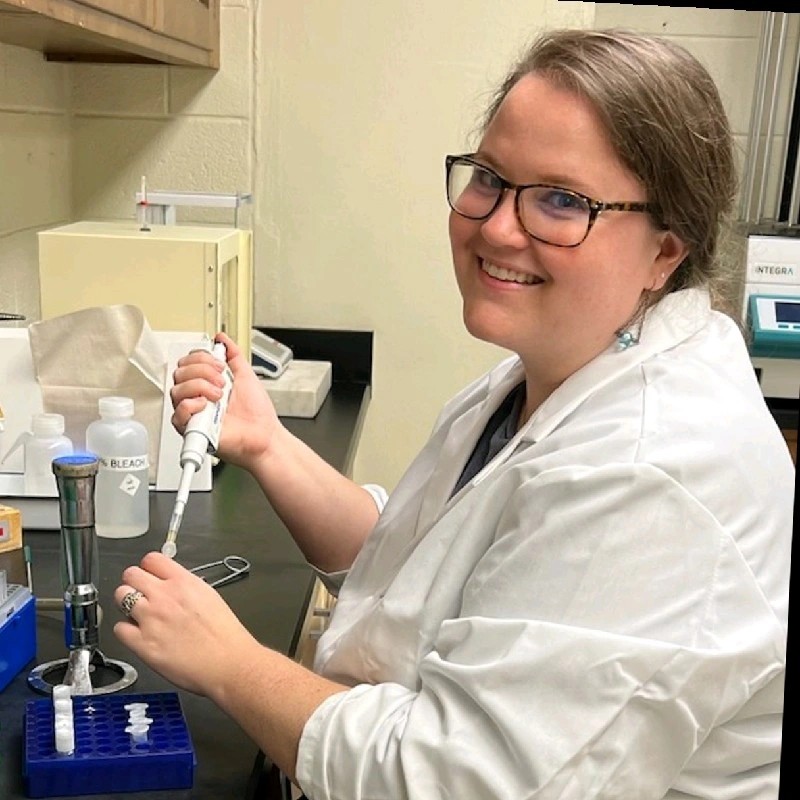 Michelle King working in a lab.