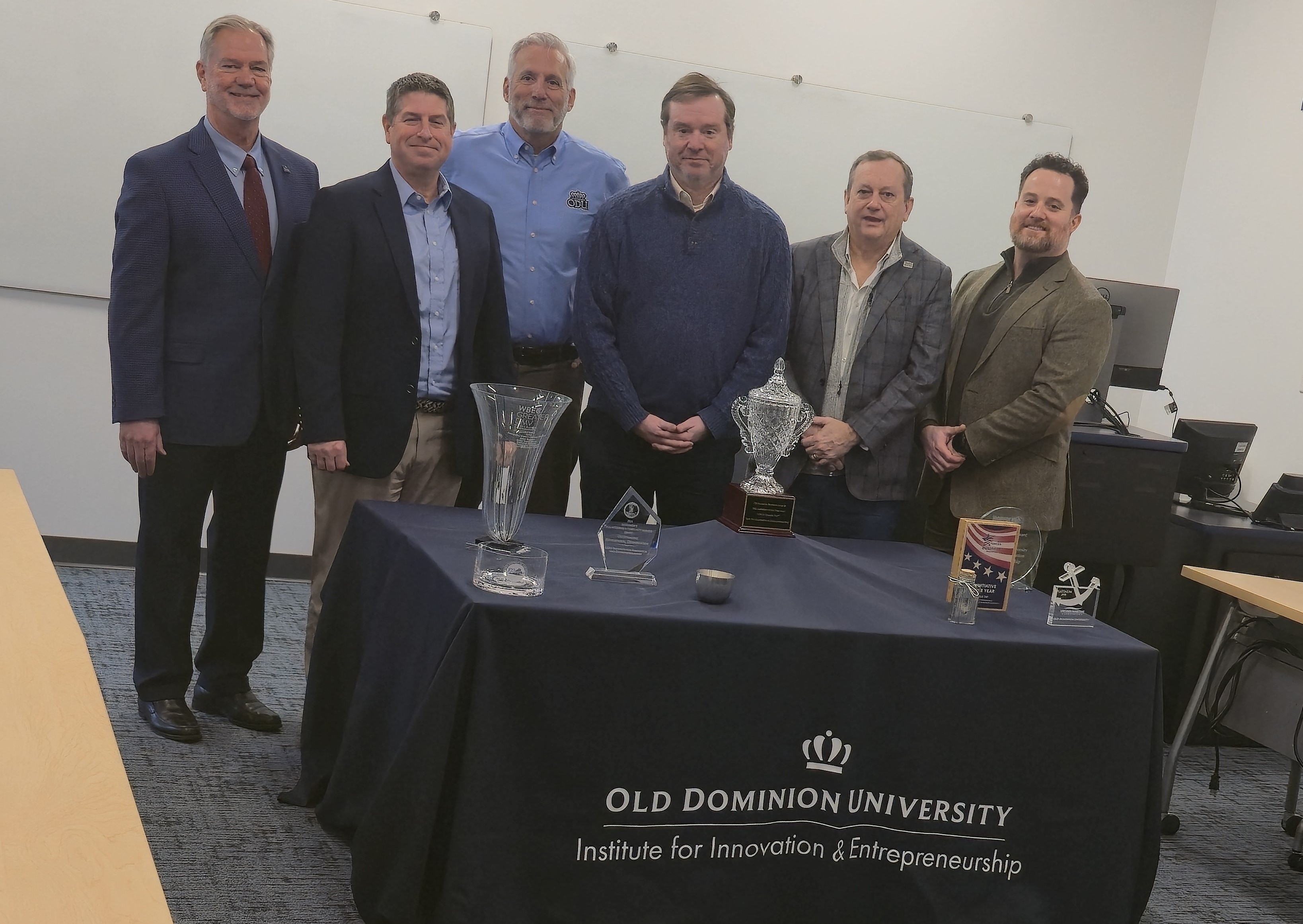 Institute for Innovation & Entrepreneurship - Community 