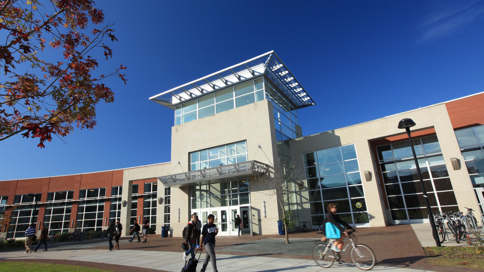 Picture of the ODU Student Recreation Center