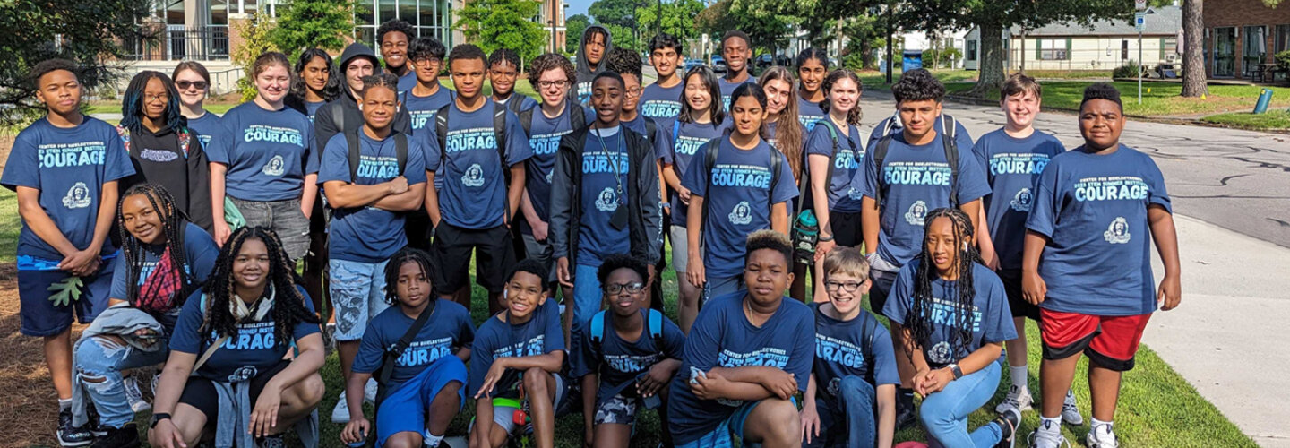 students in the ssi bioelectronics summer program