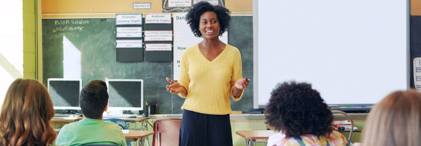 Teacher presenting to students