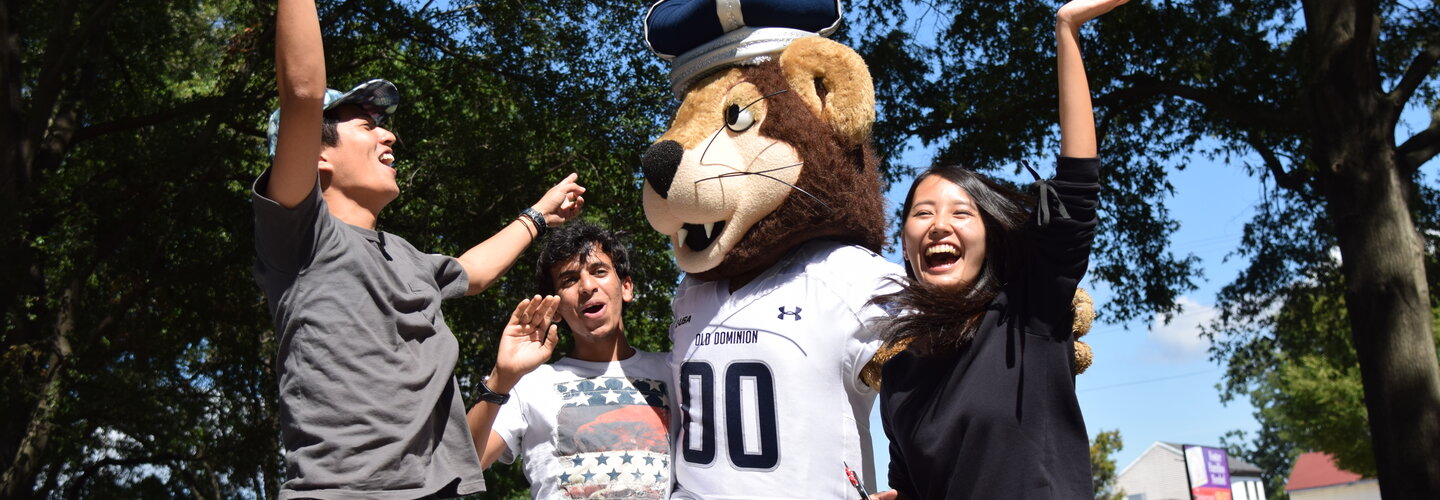ODU Students with Big Blue