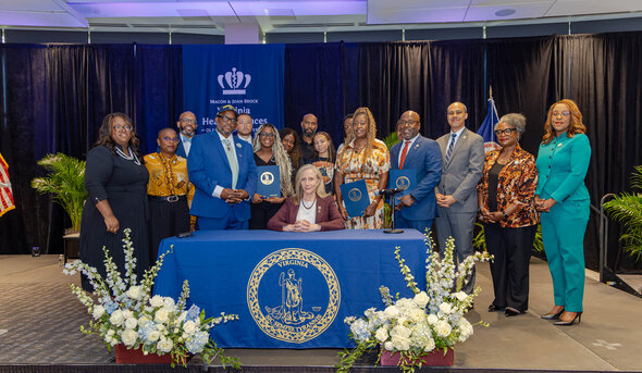 Governor-signs-bill-at-odu