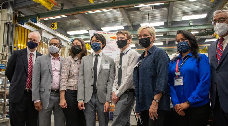 ODU physics students participate in tour of Thomas Jefferson