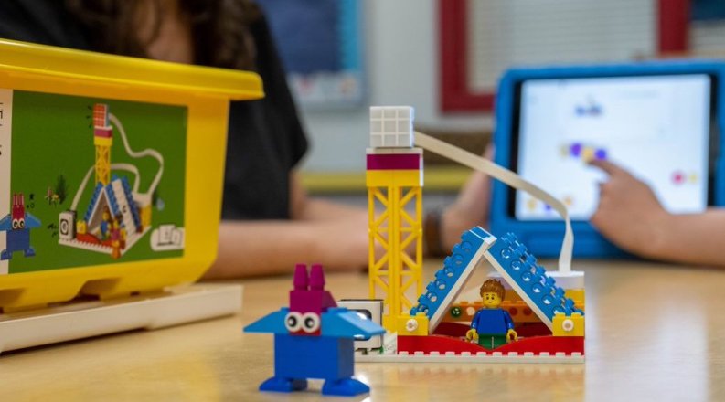 skjorte Industriel kød ODU Launching Program that Uses LEGOs to Help Improve Social Communication  Skills for Children Diagnosed with Autism | Old Dominion University