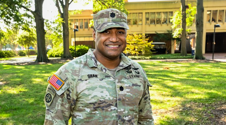 A photo of Brandon Shah.