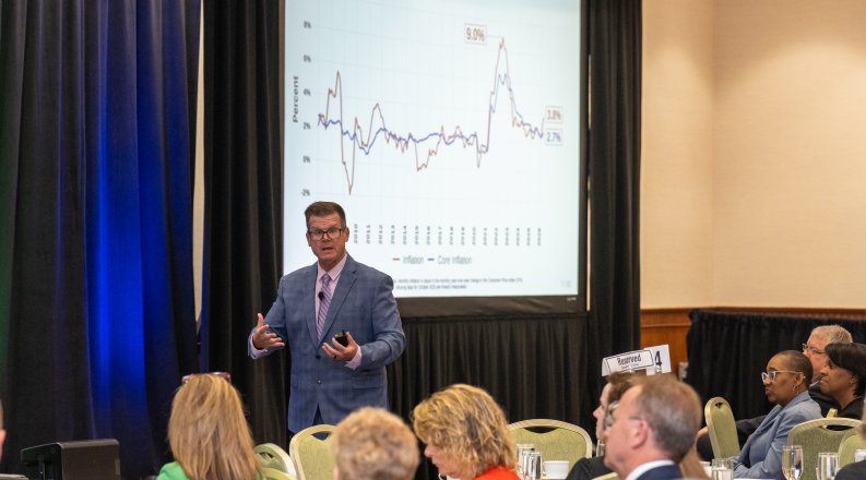 Bob McNab presenting at the midyear economic forecast
