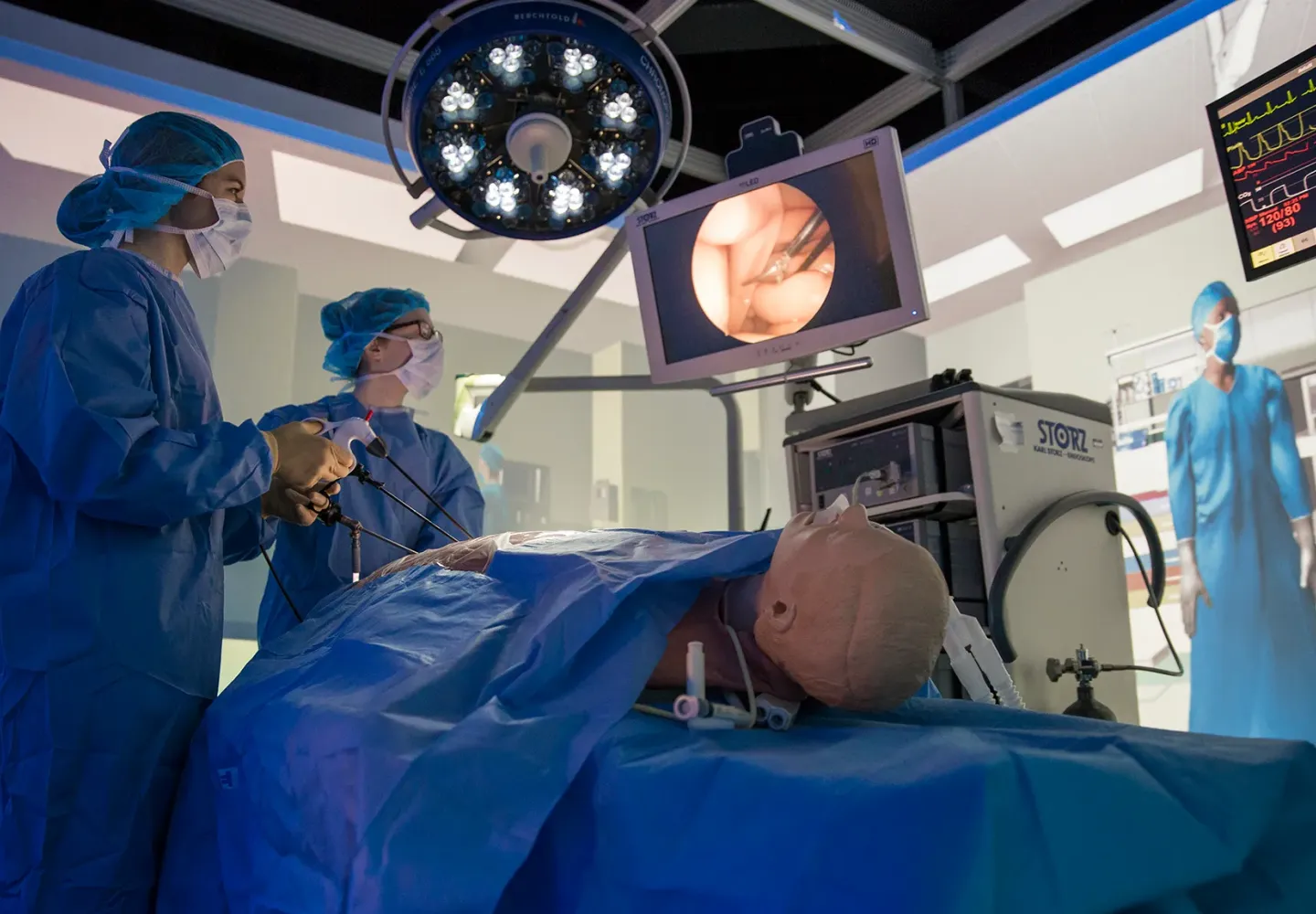 Students hone their skills in a virtual environment at the S