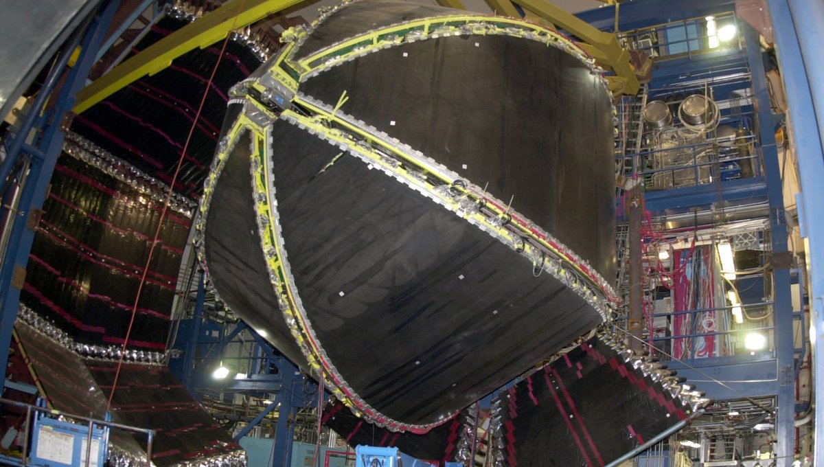 CLAS detector at JLab