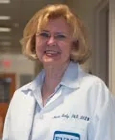 <p>MSW: 1995<br>East Carolina University, Greenville, NC</p>