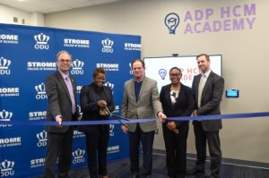 adp-hmc-academy-classroom-60-22