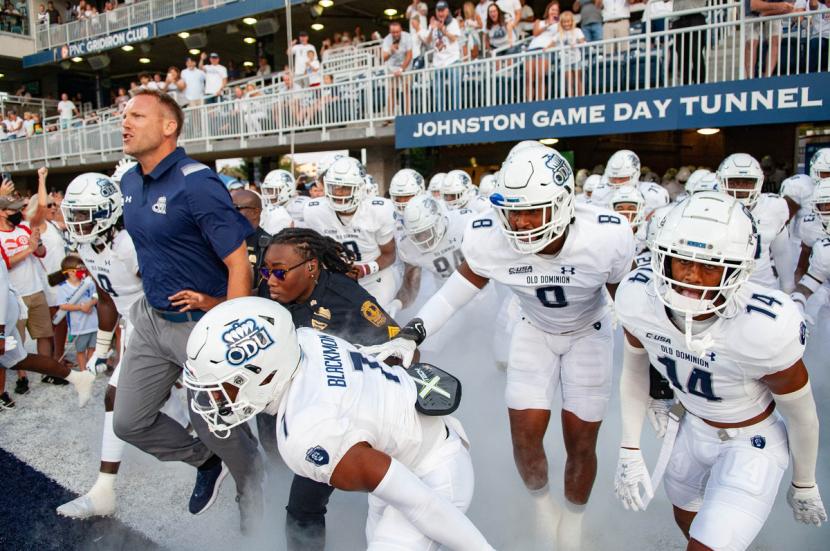 football-vs-hampton-university-ricky-rahne-takes-the-field