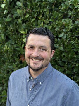 Daniel Richards headshot photo