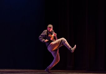 Dancers in Fall 2017 Dance Concert
