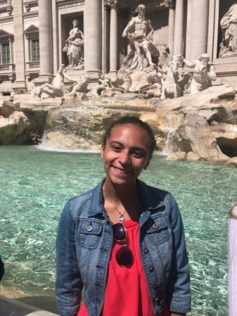 Sydney visiting the Trevi Fountain in Rome