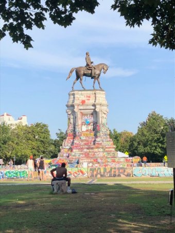 Robert E. Lee Monument