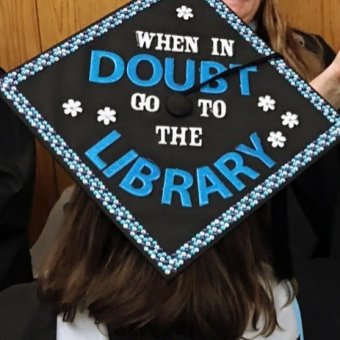 Graduation cap of library grad
