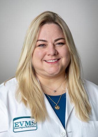 Dr. Elizabeth Batchelor